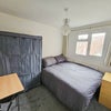 Photo 4: Guest Room