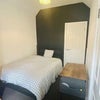 Photo 2: Room 1