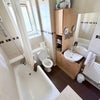 Photo 7: Bathroom 