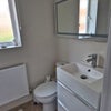 Photo 2: En Suite