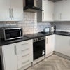 Photo 6: Kitchen 