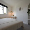 Photo 3: Room 2