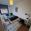 Photo 1: Ensuite E3