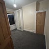 Photo 8: bedroom 