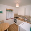 Photo 6: kitchen