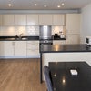 Photo 4: kitchen