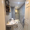 Photo 5: Ensuite 
