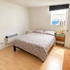 Photo 9: Guest room (option 2)
