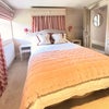 Photo 3: bedroom available