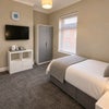 Photo 2: Bedroom 2: Single En-Suite