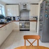 Photo 5: kitchen