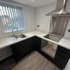 Photo 5: kitchen