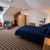 Photo 8: Room 5