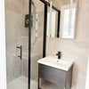 Photo 5: En-suite