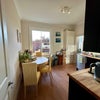 Photo 2: kitchen
