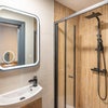 Photo 7: Ensuite