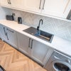 Photo 3: Kitchen