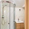 Photo 4: En-suites