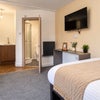 Photo 5: Room 1