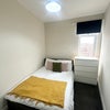 Photo 10: Room 4