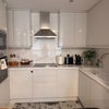 Photo 3: Kitchen