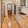 Photo 4: Kitchen