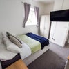 Photo 6: ROOM 6