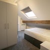 Photo 6: Room 5 with Ensuite