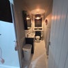Photo 8: shower room