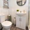 Photo 5: Bathroom R4