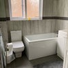 Photo 7: Family bathroom 