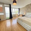 Photo 3: Room 1