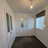Photo 4: Bedroom 