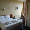 Photo 9: Spacious bedroom