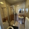 Photo 7: en suite bathroom