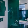 Photo 5: Ensuite
