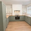 Photo 5: kitchen