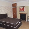 Photo 6: Room 4