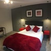 Photo 8: Room 1