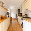 Photo 6: Kitchen