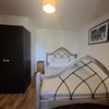 Photo 9: room 4