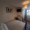 Photo 13: room 4