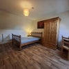 Photo 17: room 6