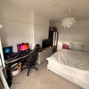 Photo 4: Room 1