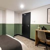Photo 13: Room 1 with Ensuite