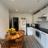 Photo 6: Kitchen