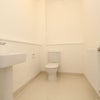 Photo 17: common bathroom