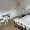 Photo 4: Room 