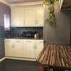 Photo 7: Kitchen
