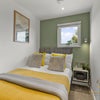 Photo 18: Room 1 - En suite